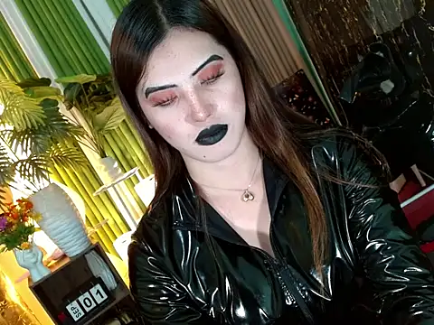 Queen_kendalx19 webcam