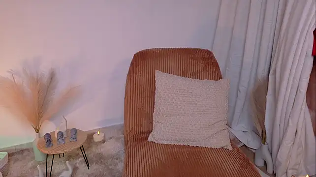 Zara_Nova webcam