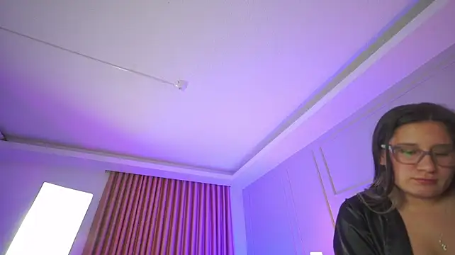 hanna__w webcam