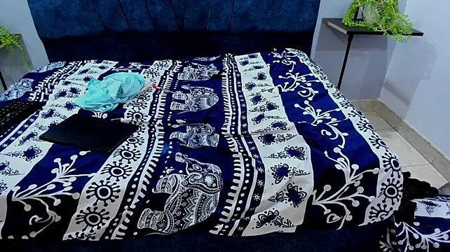 Victoriaa_Anderson webcam