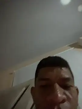 Toptony22 webcam