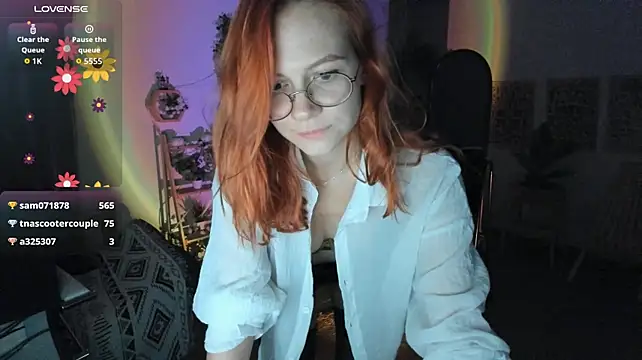 LisaAris webcam