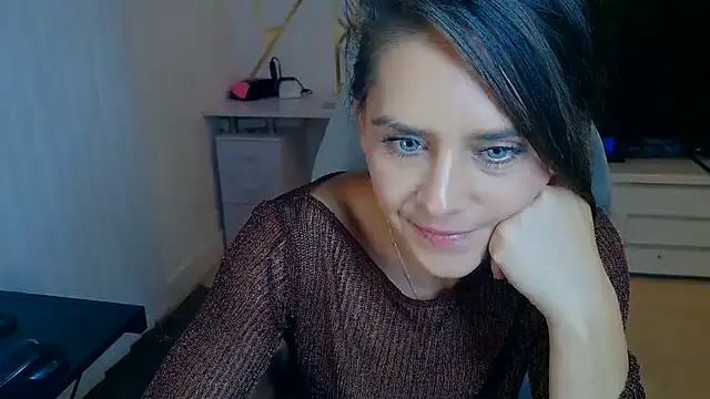 khalessi13 webcam