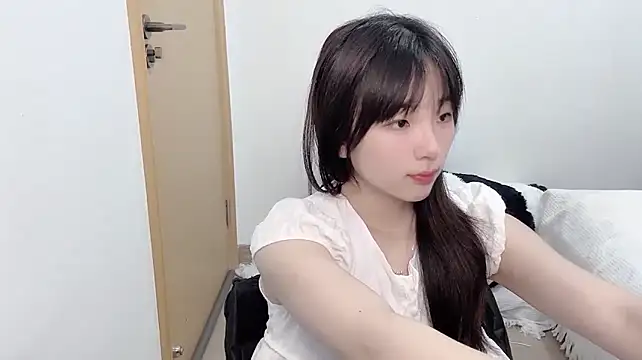Louise-3 webcam