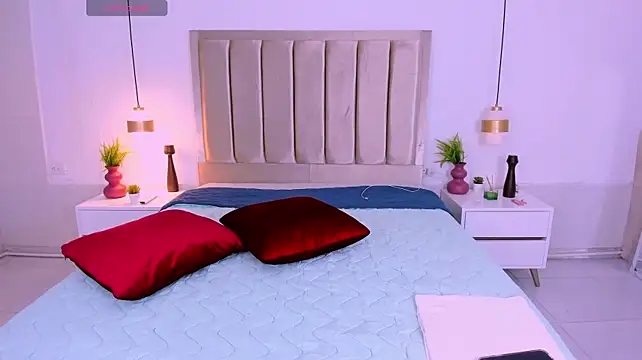 aisha_k webcam