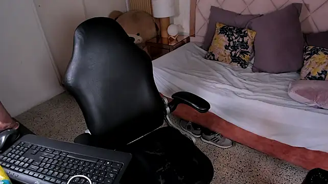 cloee_collins webcam