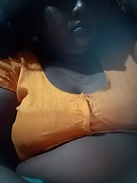 ANIKASINGH99 webcam