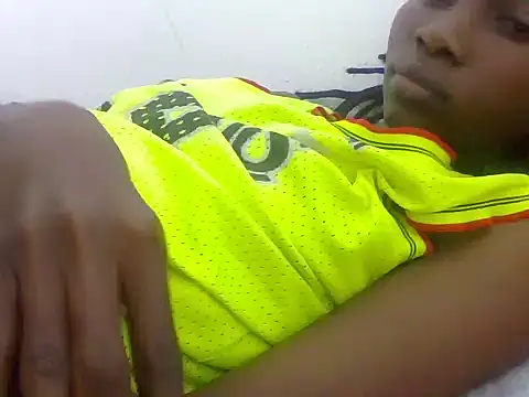 Young_Cie webcam