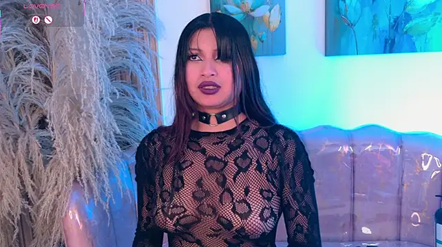 Issa_Jones_ webcam