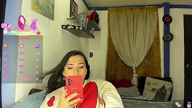 SARAMISHA webcam