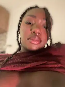 alissradiante1 webcam