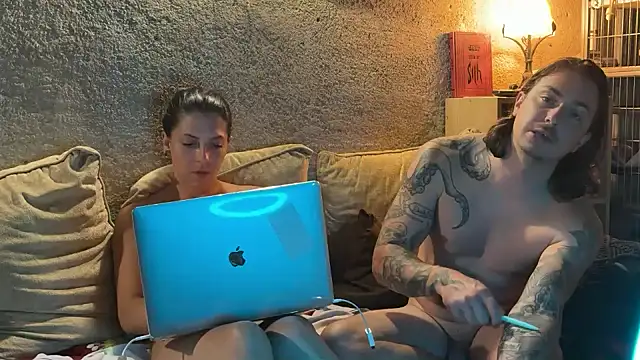 sweetieandcam webcam