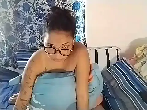 Cinpussie89 webcam