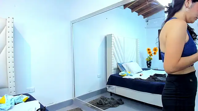 Paulynavera webcam