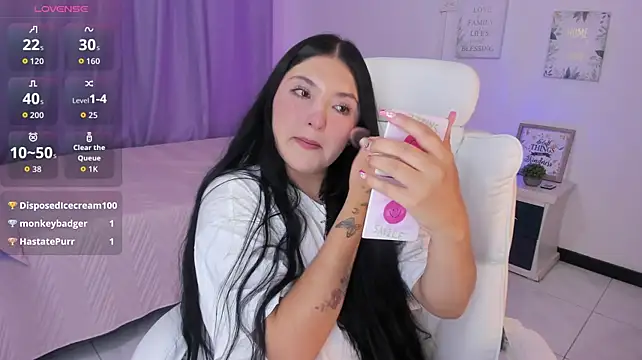 Celestee_21 webcam