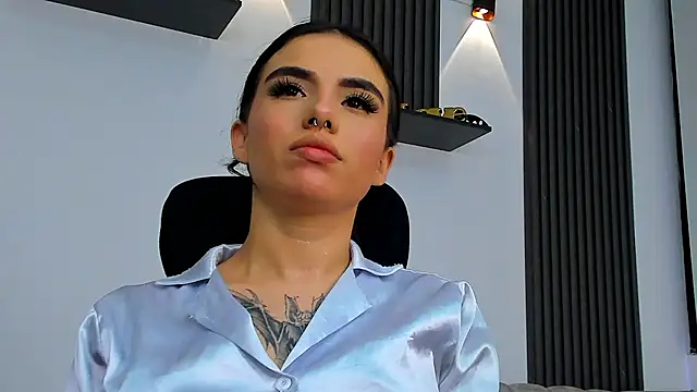 isabella_hv webcam