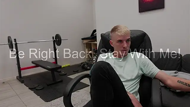Logan_Falk webcam