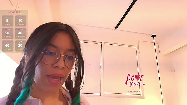 Lucy__Love_ webcam