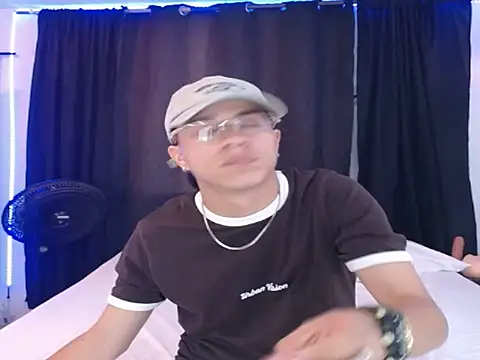 Miuller_AJ webcam