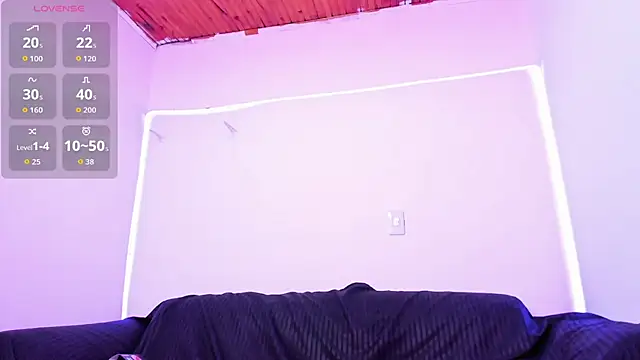 lily_woods webcam