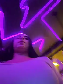 LilacNoir live sex cam
