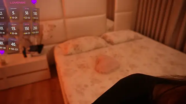 Lilly_Colins webcam