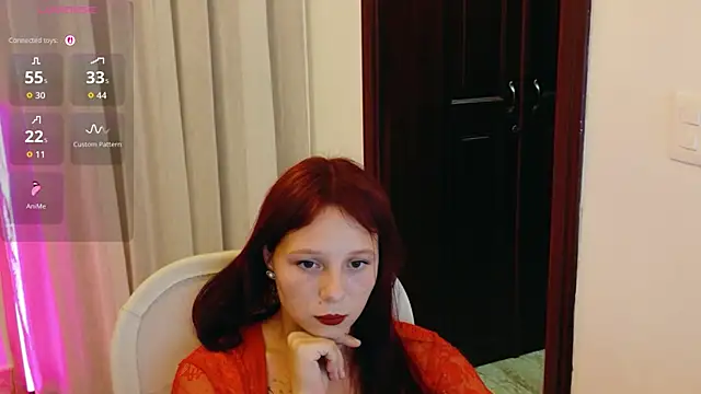 ViktoriaSilk webcam