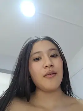 amara_huxly webcam
