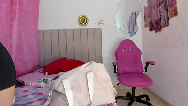 stacyfoxxx webcam