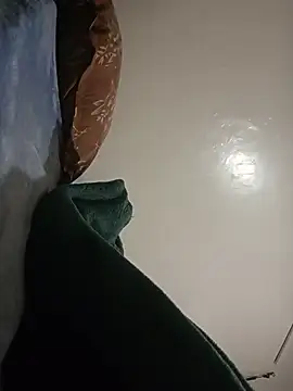 Sexydick102 webcam