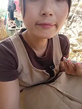 Linda-yiyi webcam