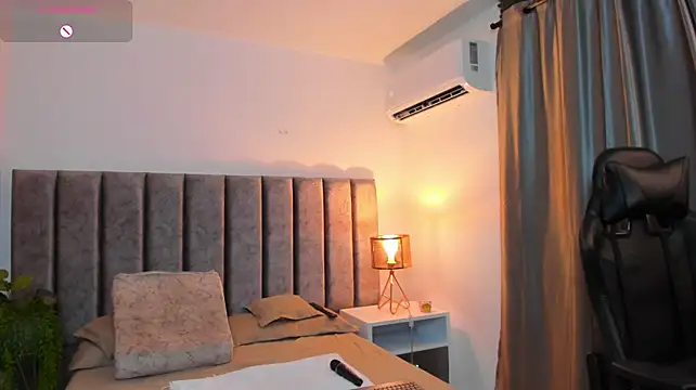 SamanthaSmithx webcam