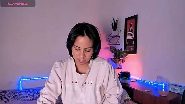 adriannyp_1 webcam