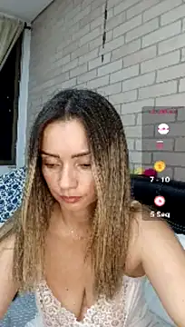 Loly_Horny webcam