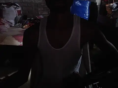HotAarya webcam