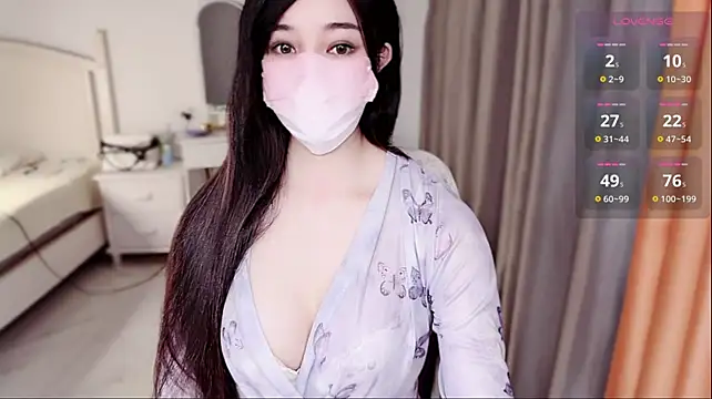 NolanMia webcam