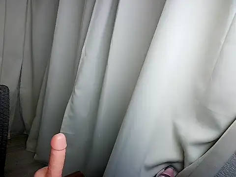 Black_novaaa webcam