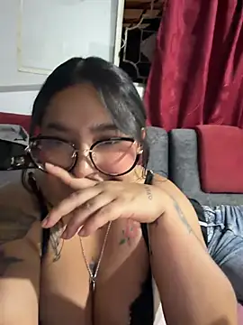 Baby-27 webcam