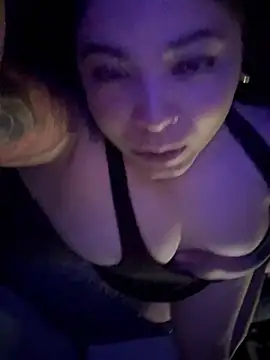 kimmiakiss22 webcam