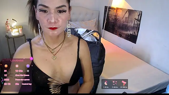 NinaDOM4CUM webcam