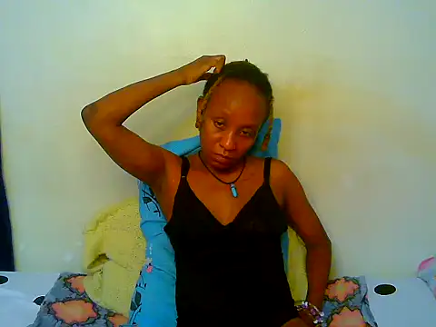 slim_doli (F milf) - make smile