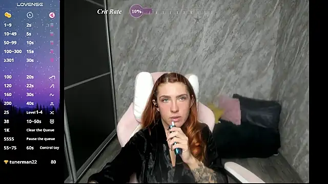Reginasmilee webcam
