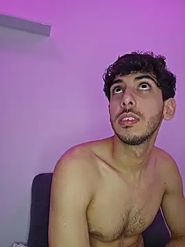 LeoyNicky98 webcam
