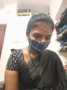 Tamil_Yalini12 webcam