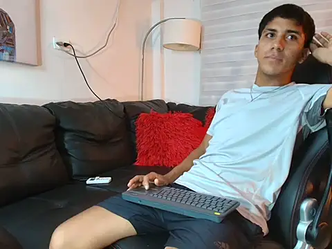 Adonixxx_capizzi22_ live sex cam