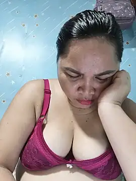 Sweetlorie_83 webcam