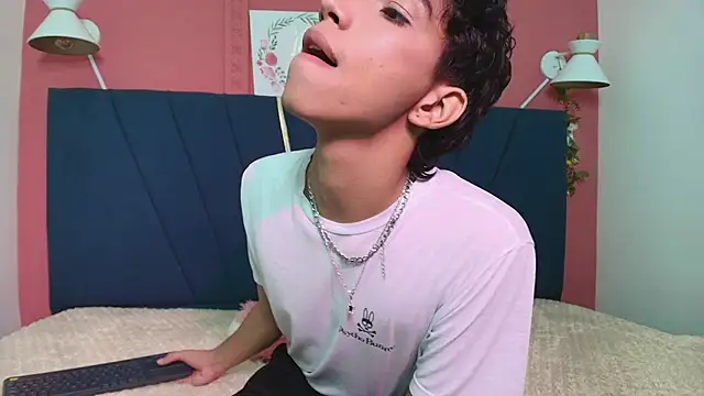 ero_boy24
