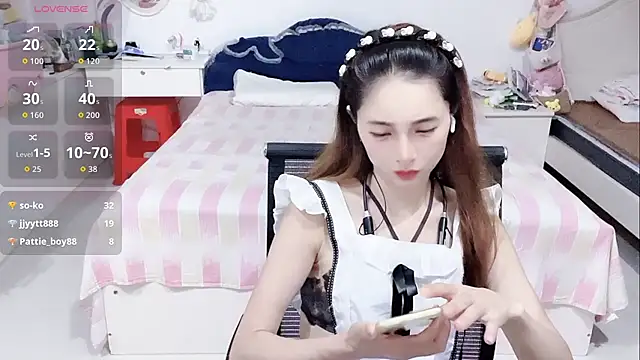 miaomiao-99 webcam