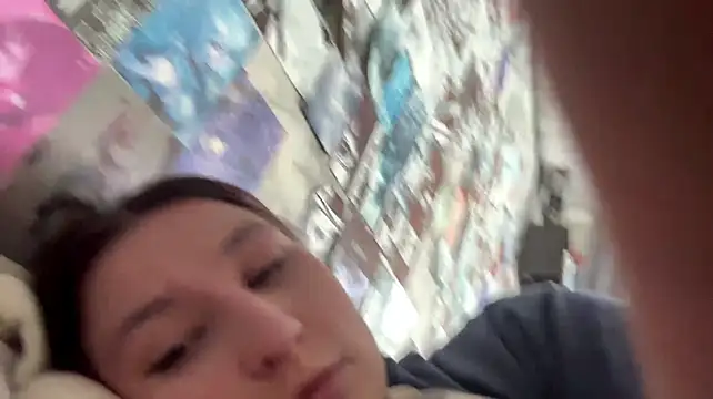 SuzanMoote live sex cam