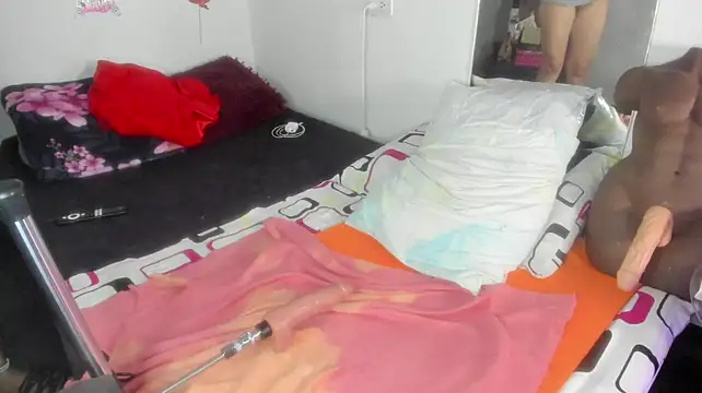SheraHadee webcam